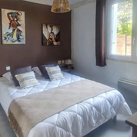 Awesome In Chaumes-en-retz With Kitchen Vakantiehuis Chauvé