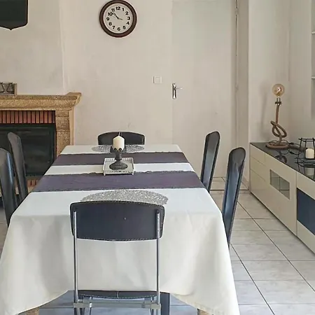 Awesome In Chaumes-en-retz With Kitchen Vakantiehuis *
